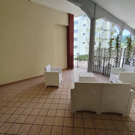 Hotel Acciaroli ホテル