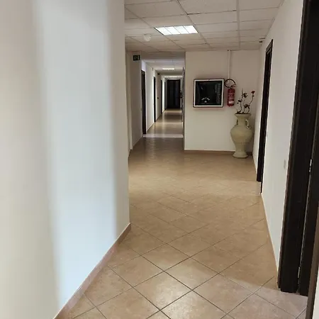 Hotel Acciaroli 3* アッチャロリ