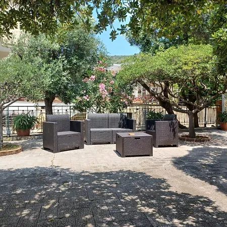 ホテル Hotel Acciaroli アッチャロリ