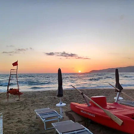 ホテル Hotel Acciaroli